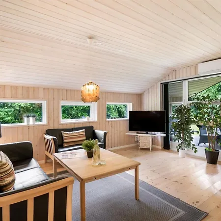 Hotel Steffie - 10km From The Sea By Interhome